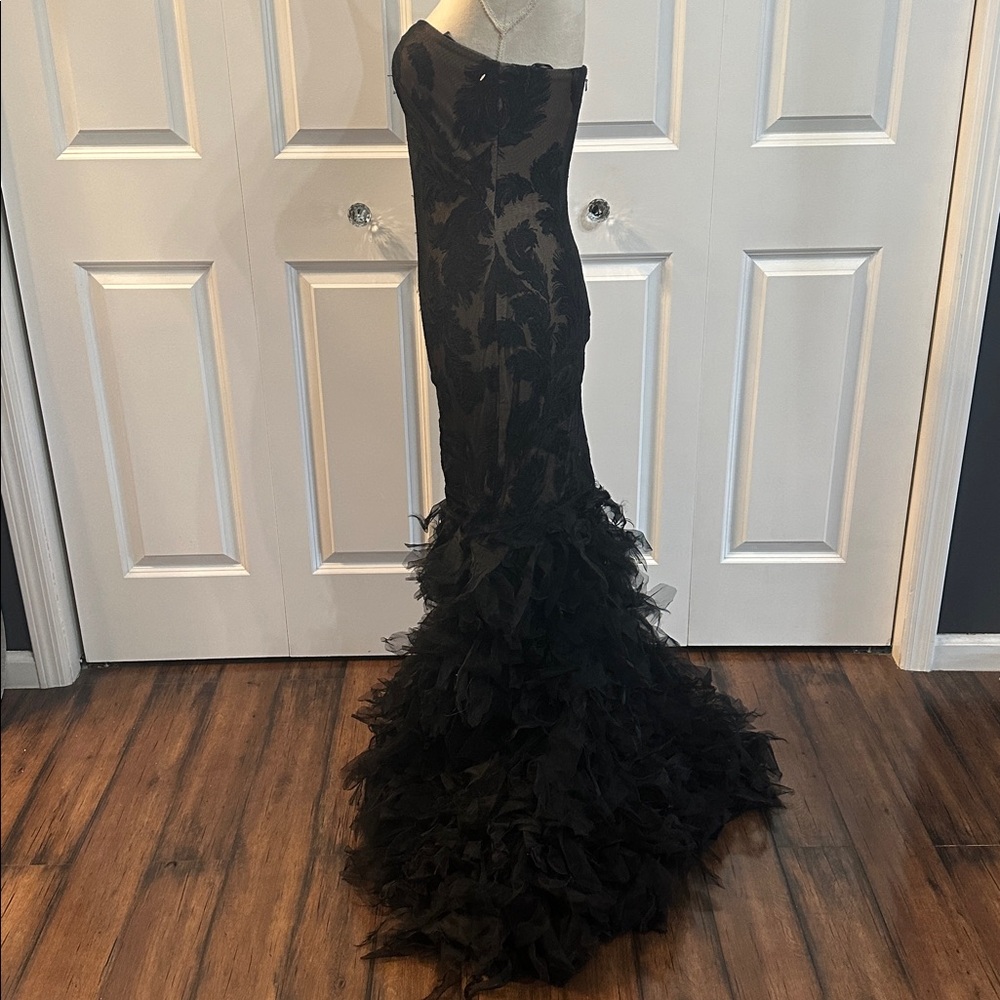 Tadashi Shoji Black and Gold Lace Dress, NWOT - Picture 6 of 9